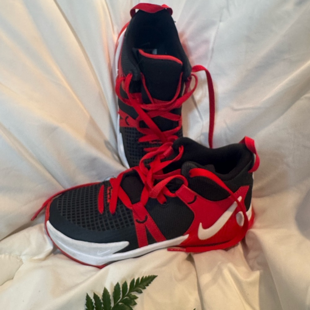 Nike Kids Red and Black Sneakers
